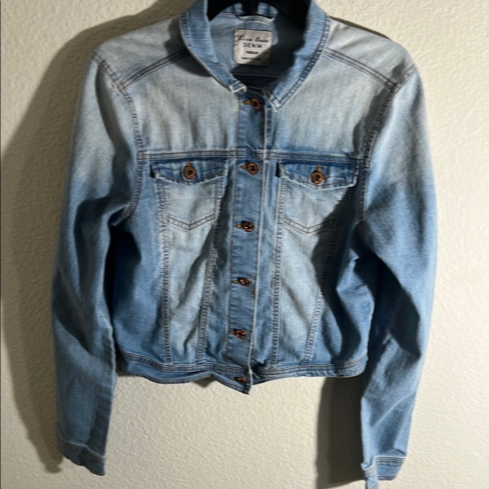 LOVE TREE women’s light weight Denim Jean Jacket Womens Size M summer concert
